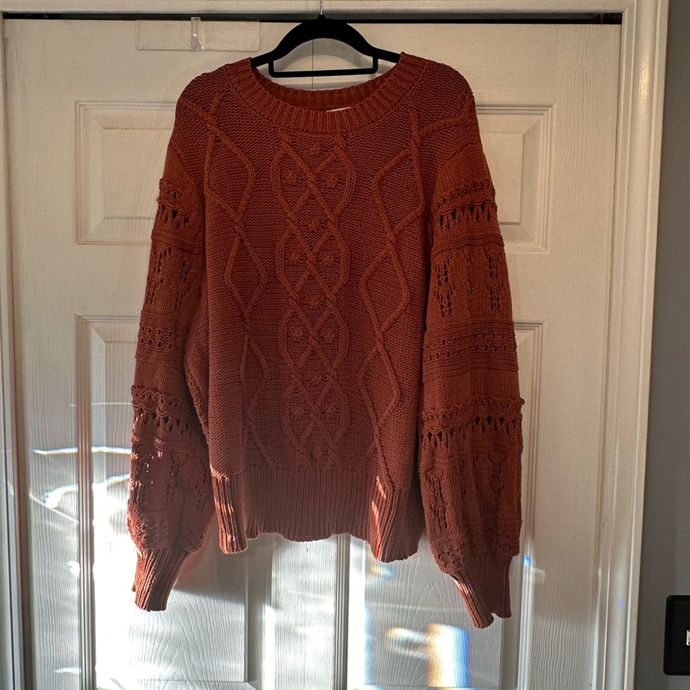 Universal Thread Crew Neck Pull Over Sweater - image 1